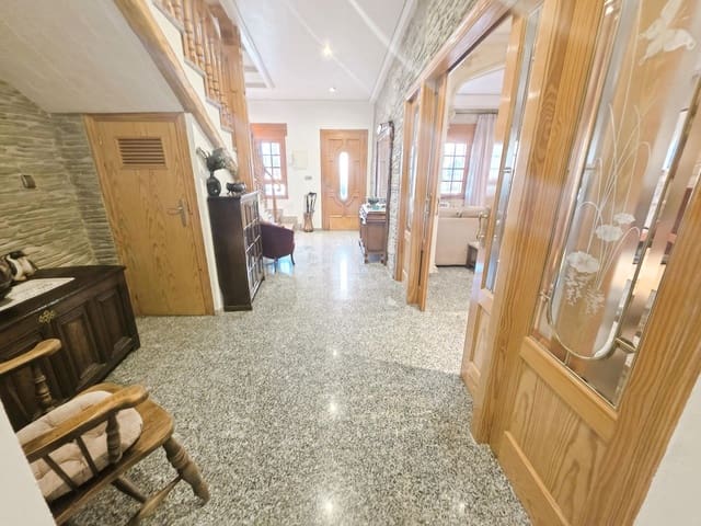 5 soverom Hus til salgs i Hondón de las Nieves med svømmebasseng garasje - € 235 000 (Ref: 10039426)