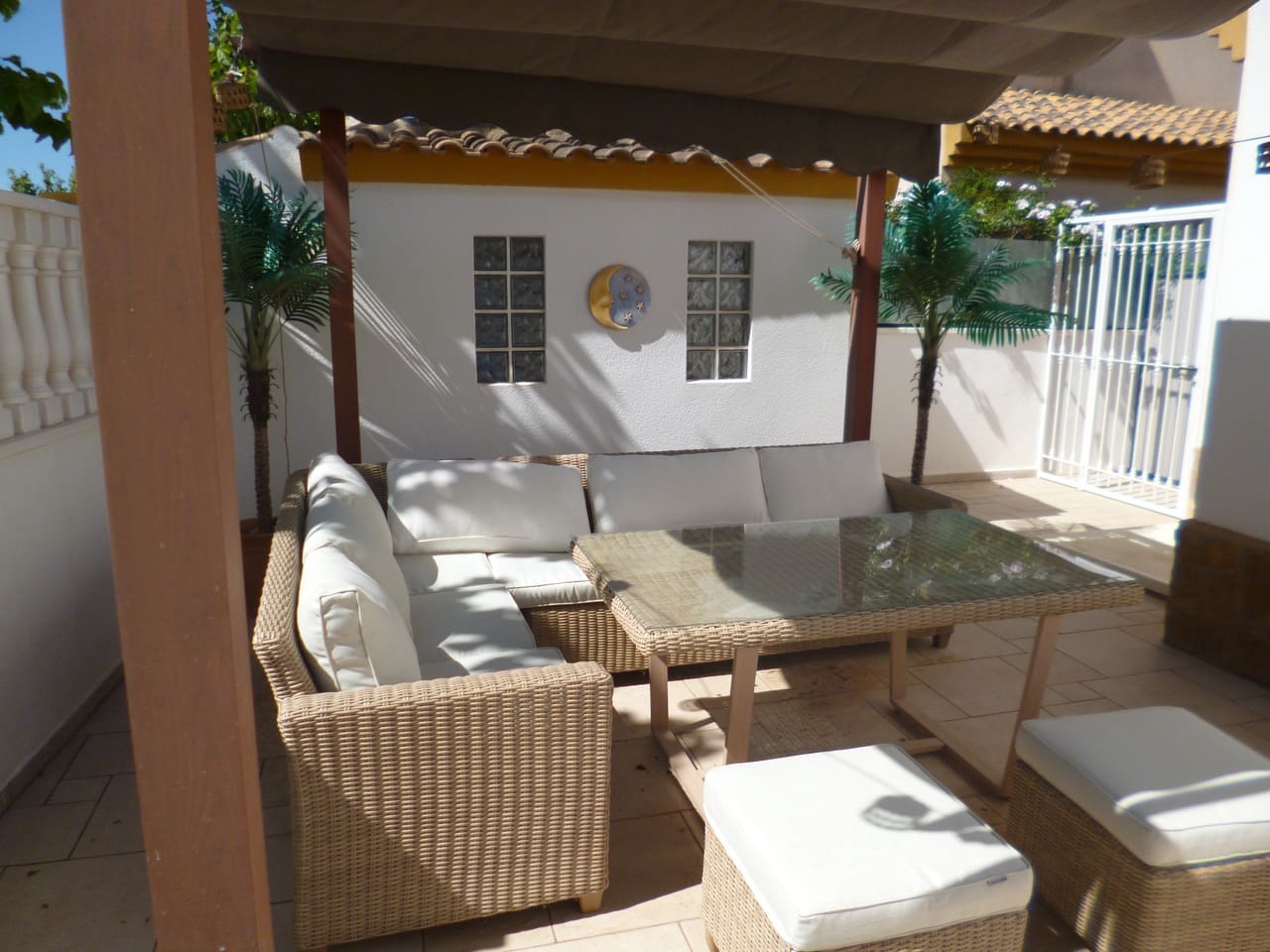 Chalet de 4 habitaciones en Pilar de la Horadada en venta con piscina - 395.000 € (Ref: 10130293)