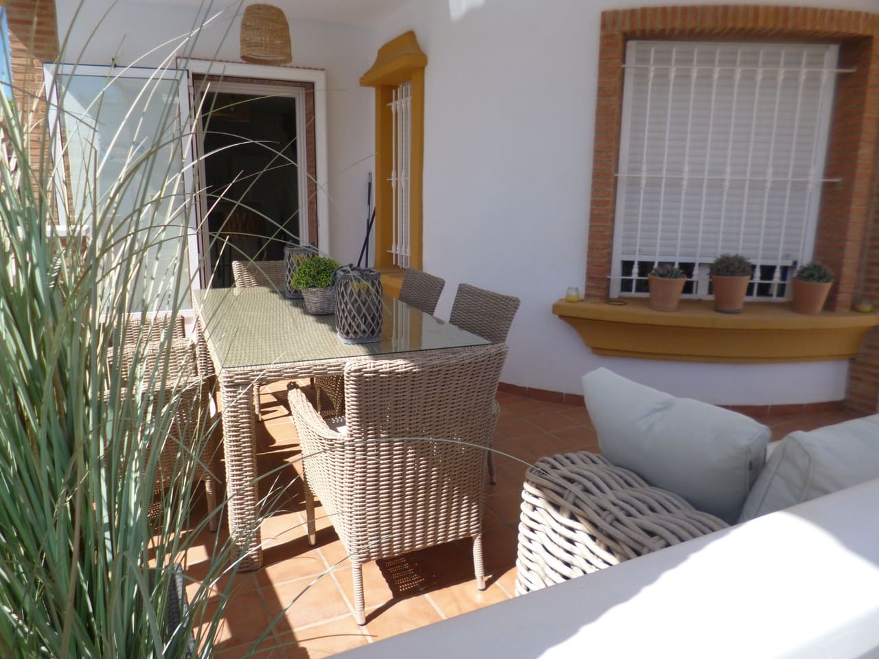 Chalet de 4 habitaciones en Pilar de la Horadada en venta con piscina - 395.000 € (Ref: 10130293)