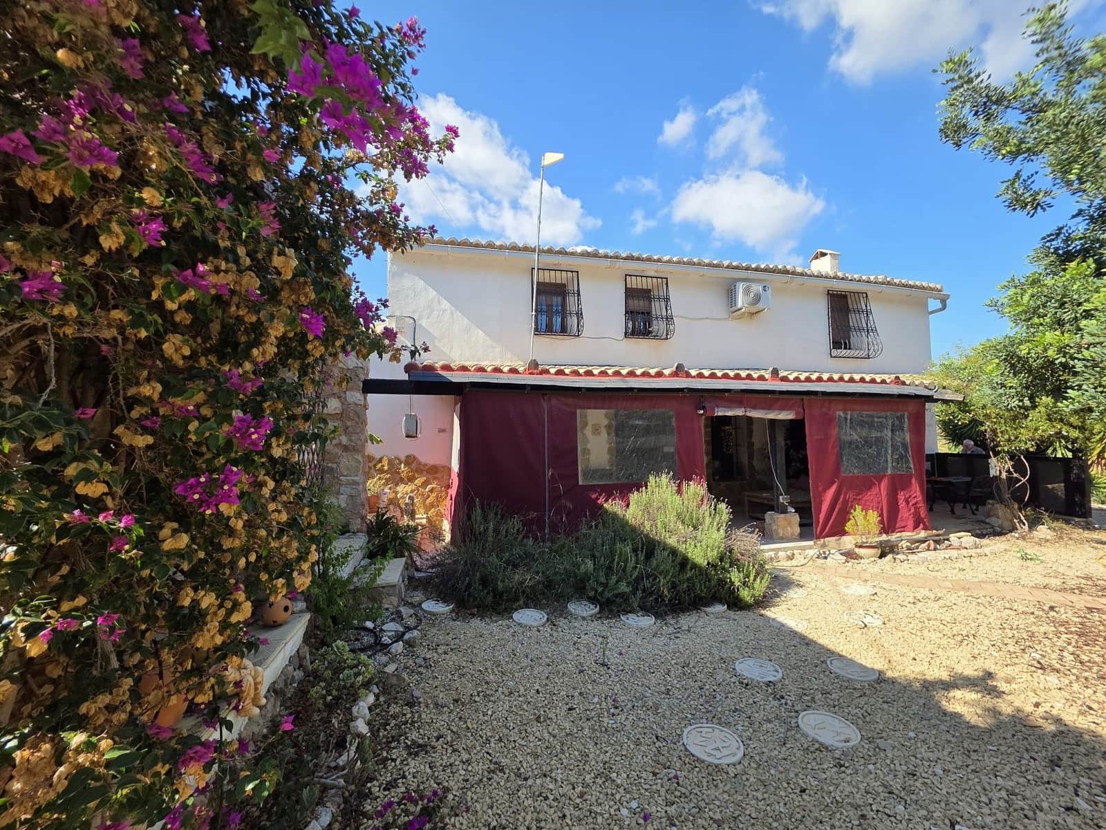 5 Zimmer Finca/Landgut zu verkaufen in La Romana mit Pool Garage - 339.995 € (Ref: 10165937)