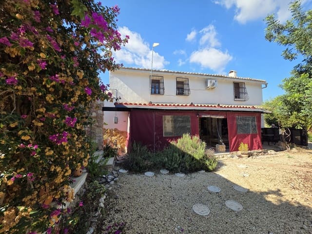 5 Zimmer Finca/Landgut zu verkaufen in La Romana mit Pool Garage - 339.995 € (Ref: 10165937)