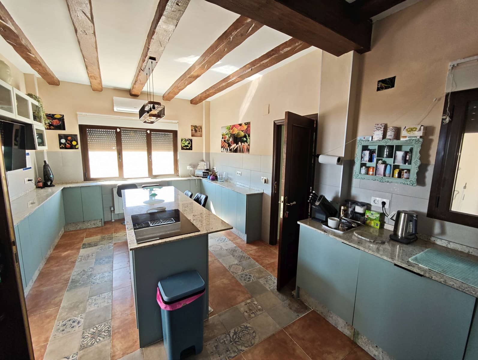 4 soverom Villa til salgs i Pinoso med svømmebasseng garasje - € 499 995 (Ref: 10166806)