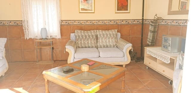 3 bedroom Finca/Country House for sale in La Romana with pool - € 79,995 (Ref: 7596513)