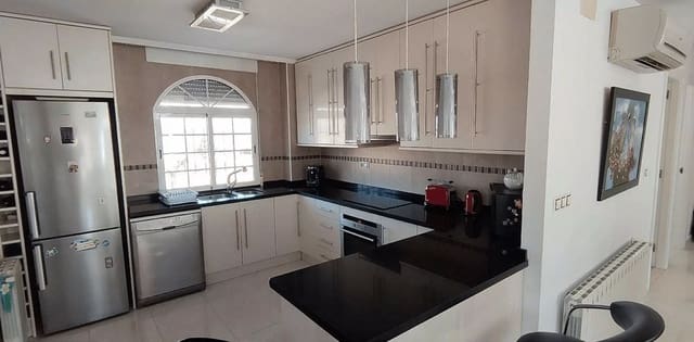 4 camera da letto Villa in vendita in Pinoso con piscina garage - 475.000 € (Rif: 7599396)