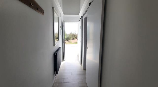 7 soveværelse Finca/Landehus til salg i Raspay, Yecla med swimmingpool - € 249.999 (Ref: 8153013)