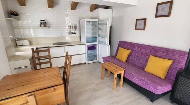 7 soveværelse Finca/Landehus til salg i Raspay, Yecla med swimmingpool - € 249.999 (Ref: 8153013)