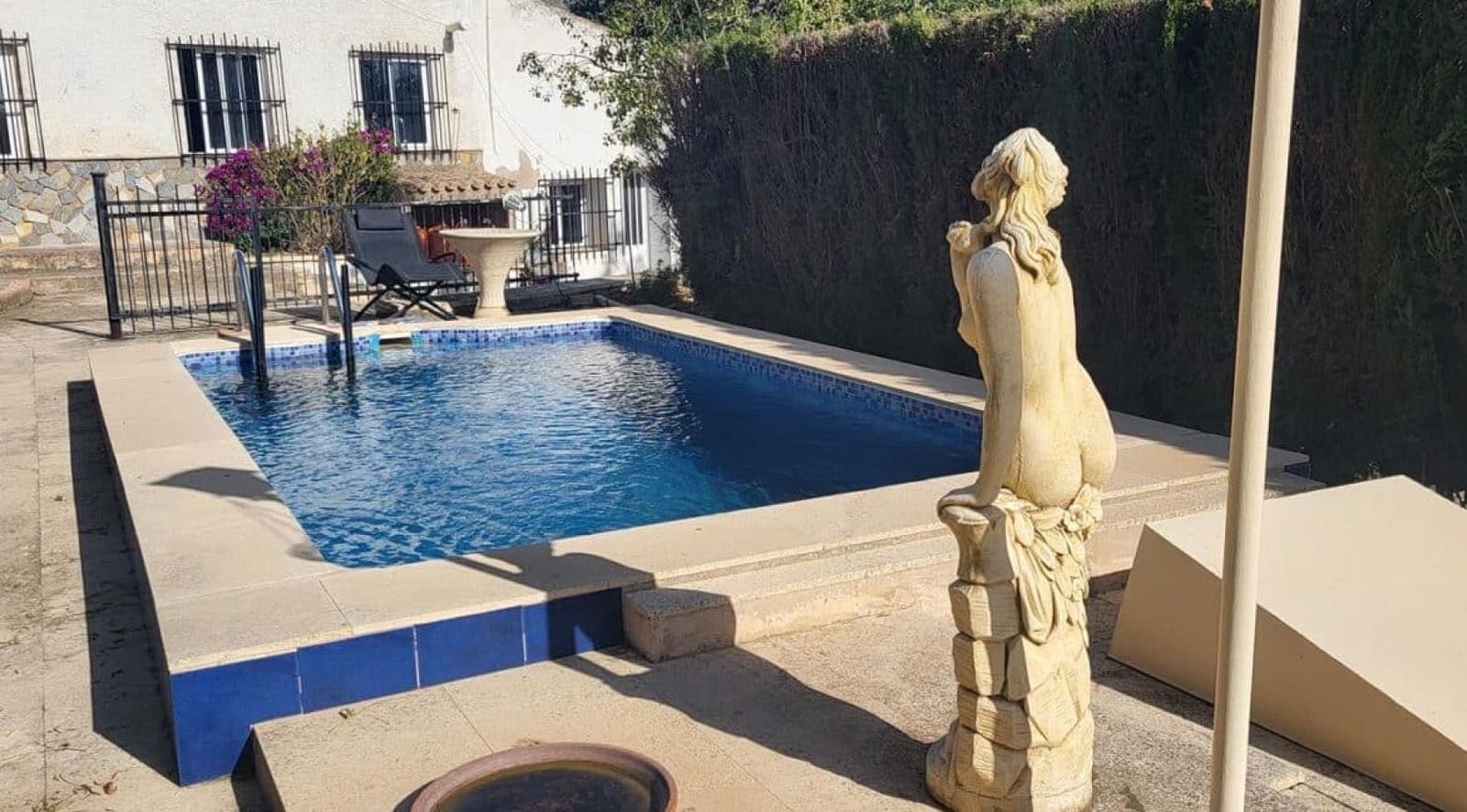 4 soveværelse Finca/Landehus til salg i La Romana med swimmingpool - € 199.000 (Ref: 8344624)