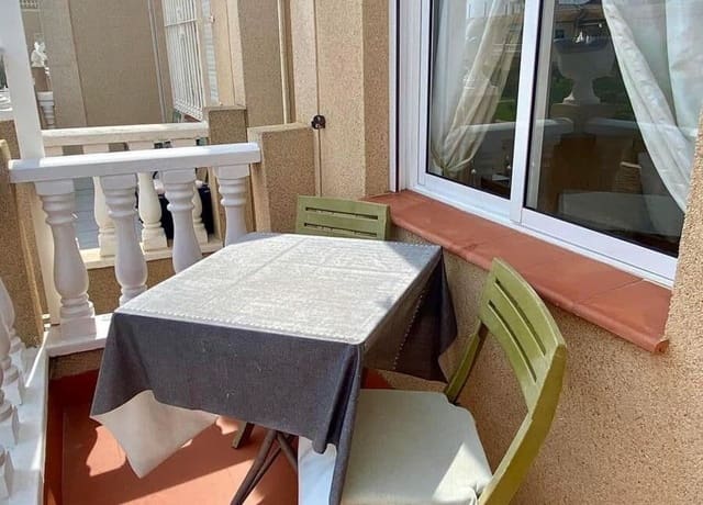 Bungalow de 2 habitaciones en Torrevieja en venta con piscina - 119.995 € (Ref: 8571903)