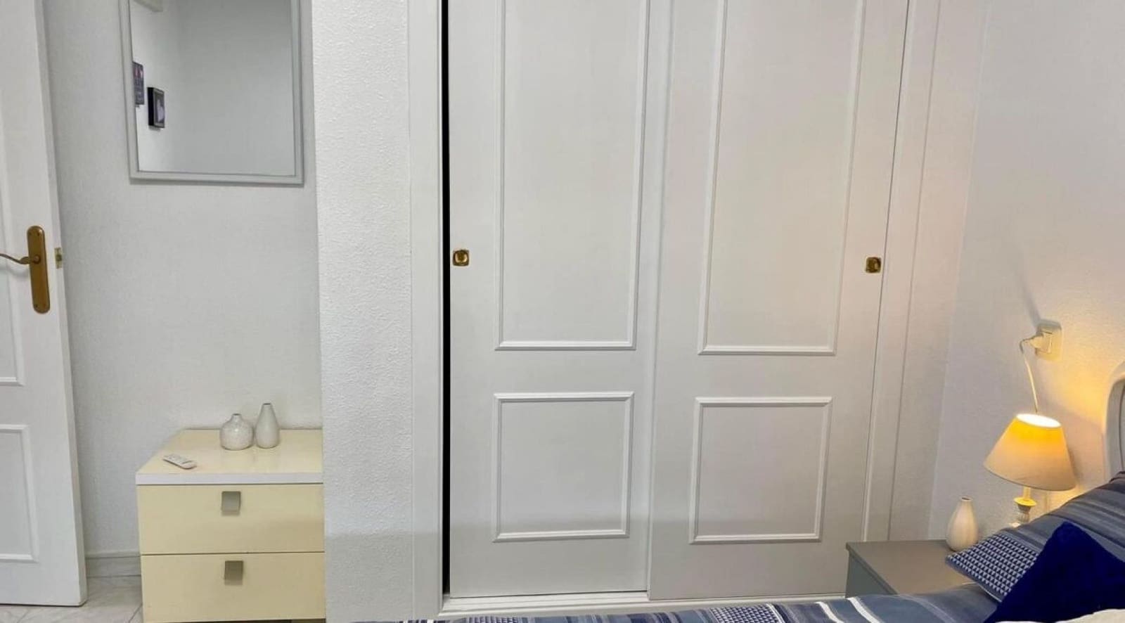 Bungalow de 2 habitaciones en Torrevieja en venta con piscina - 119.995 € (Ref: 8571903)