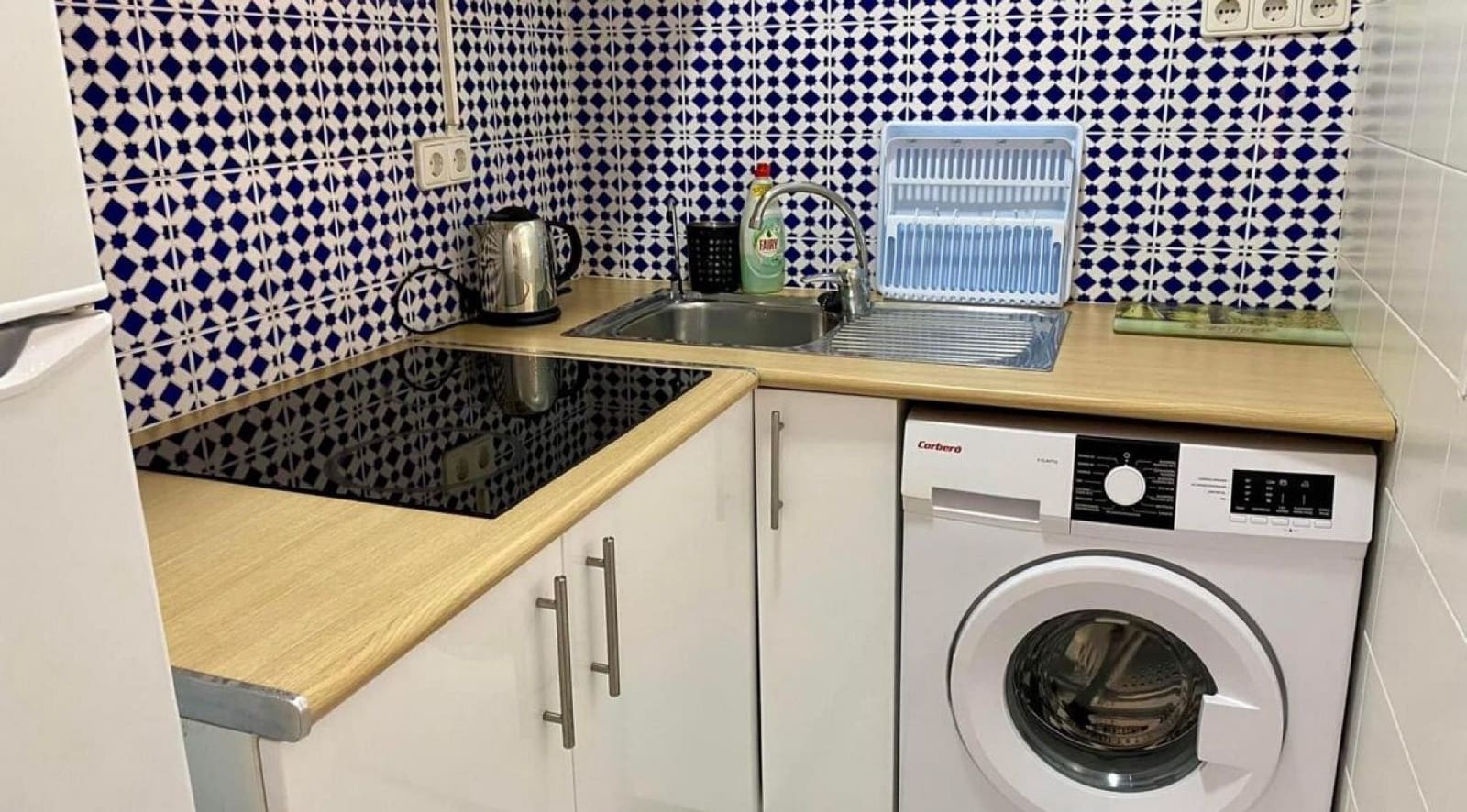 Bungalow de 2 habitaciones en Torrevieja en venta con piscina - 119.995 € (Ref: 8571903)