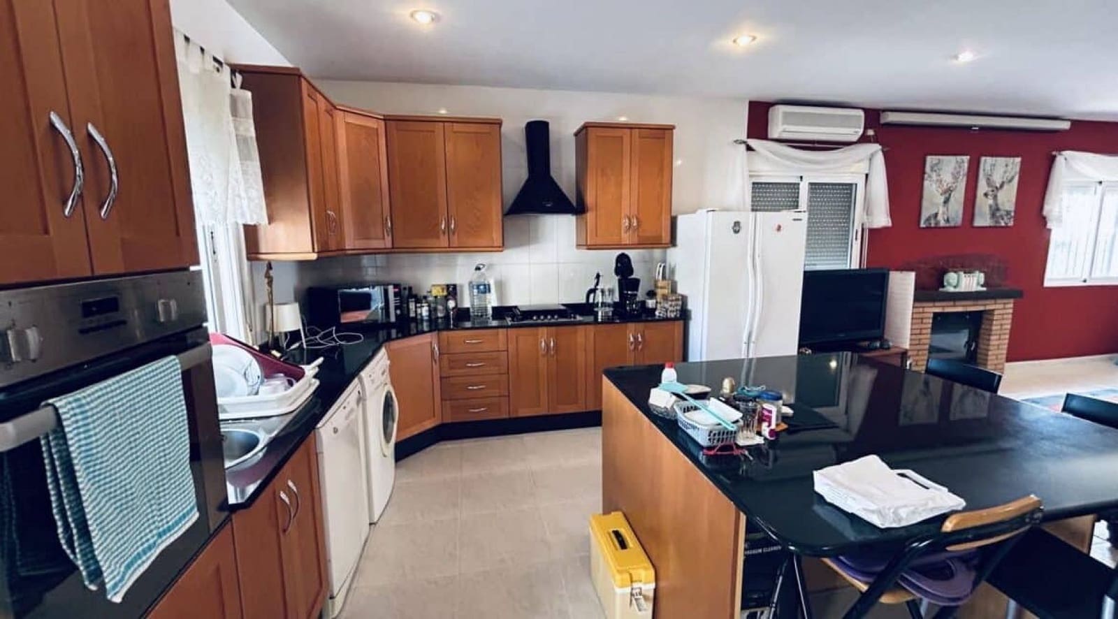 3 bedroom Villa for sale in Fortuna with pool - € 230,000 (Ref: 8617272)