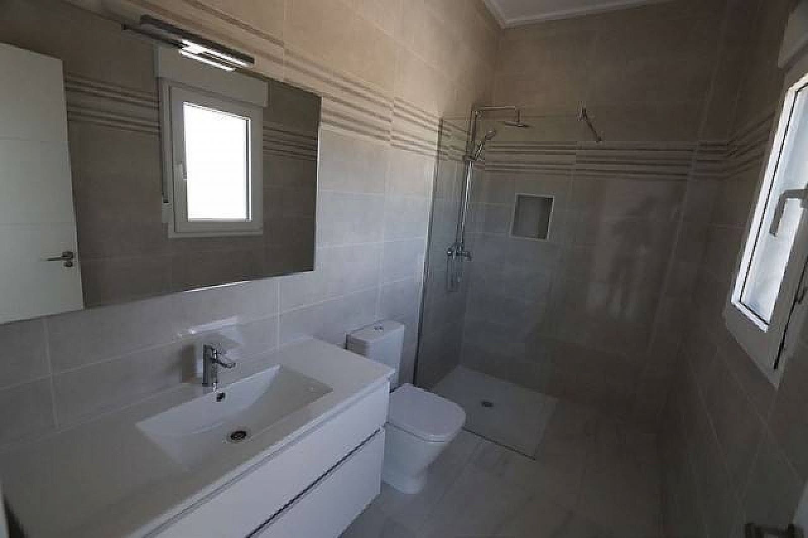 3 camera da letto Villa in vendita in Pinoso con piscina garage - 332.000 € (Rif: 8734814)