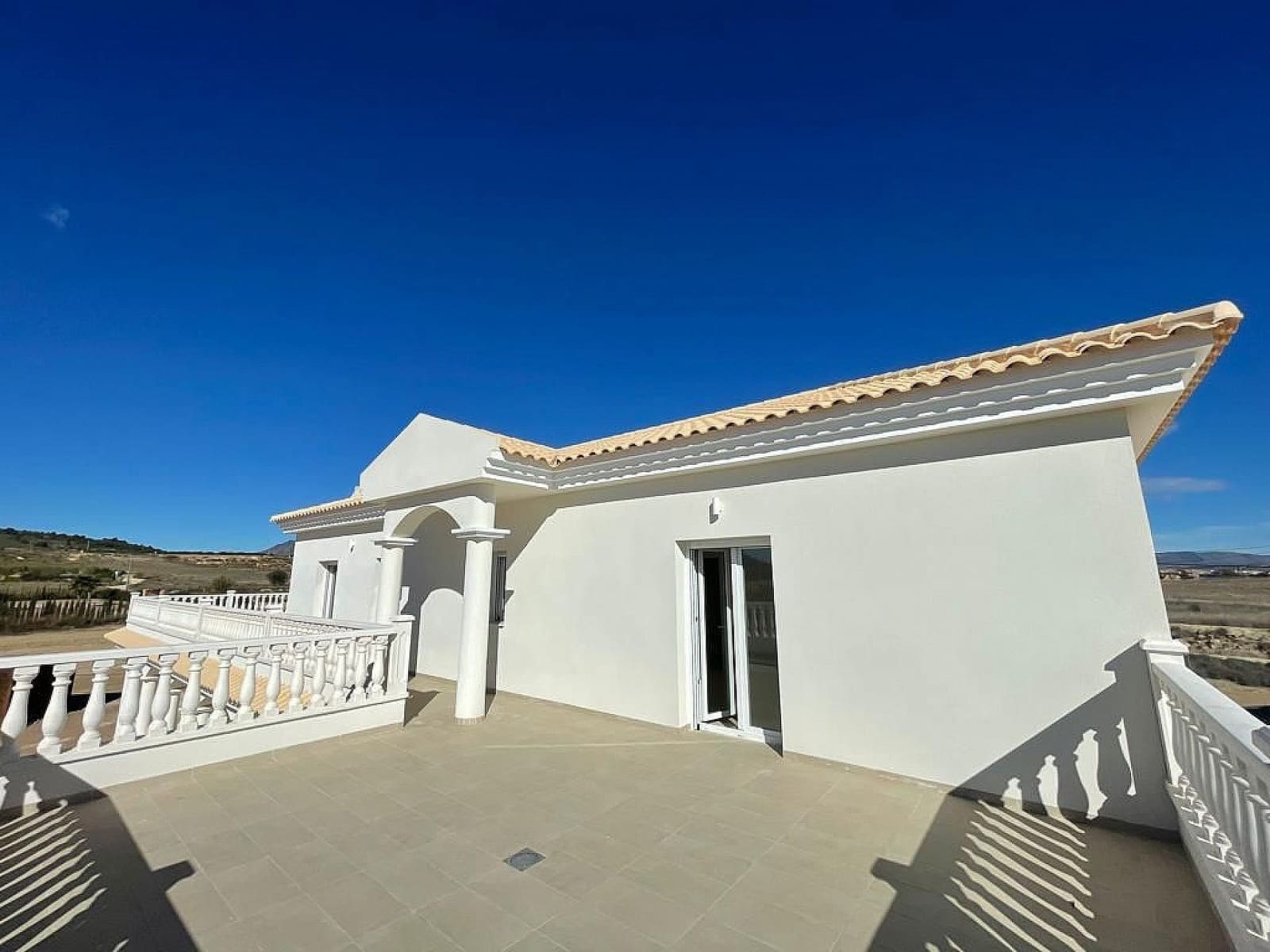 6 bedroom Villa for sale in Pinoso with pool garage - € 611,000 (Ref: 8734816)