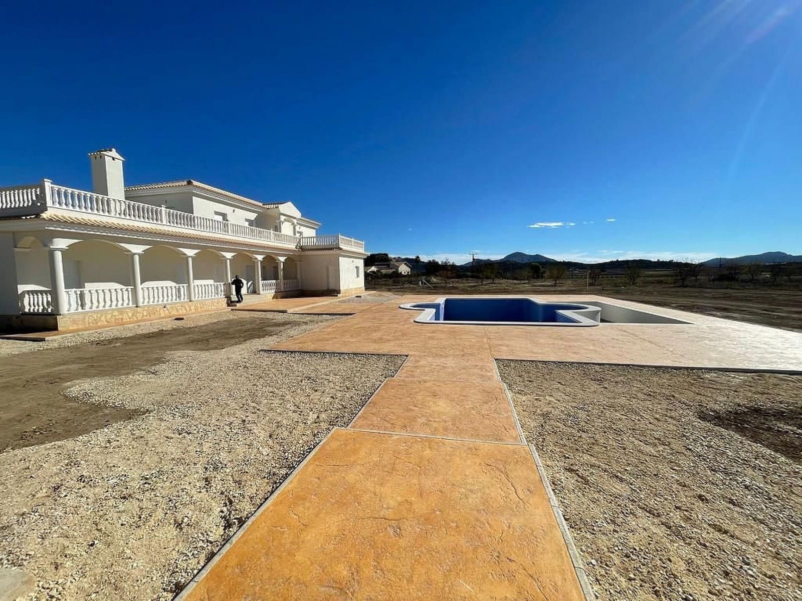 6 bedroom Villa for sale in Pinoso with pool garage - € 611,000 (Ref: 8734816)