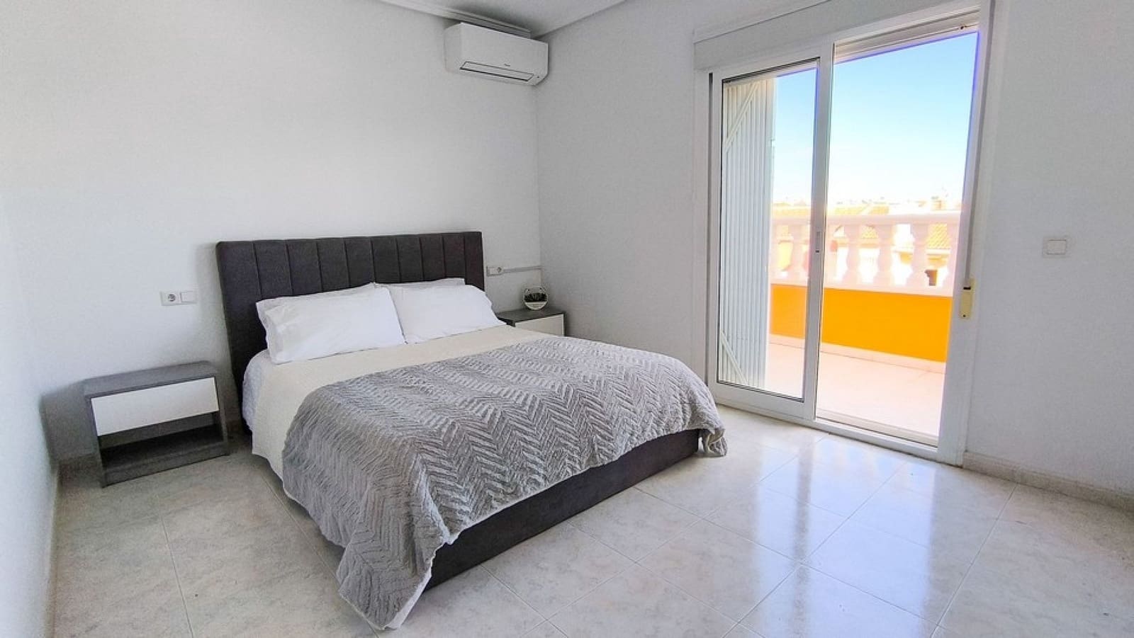 3 quarto Casa em Banda para venda em Ciudad Quesada com piscina - 220 000 € (Ref: 8734839)