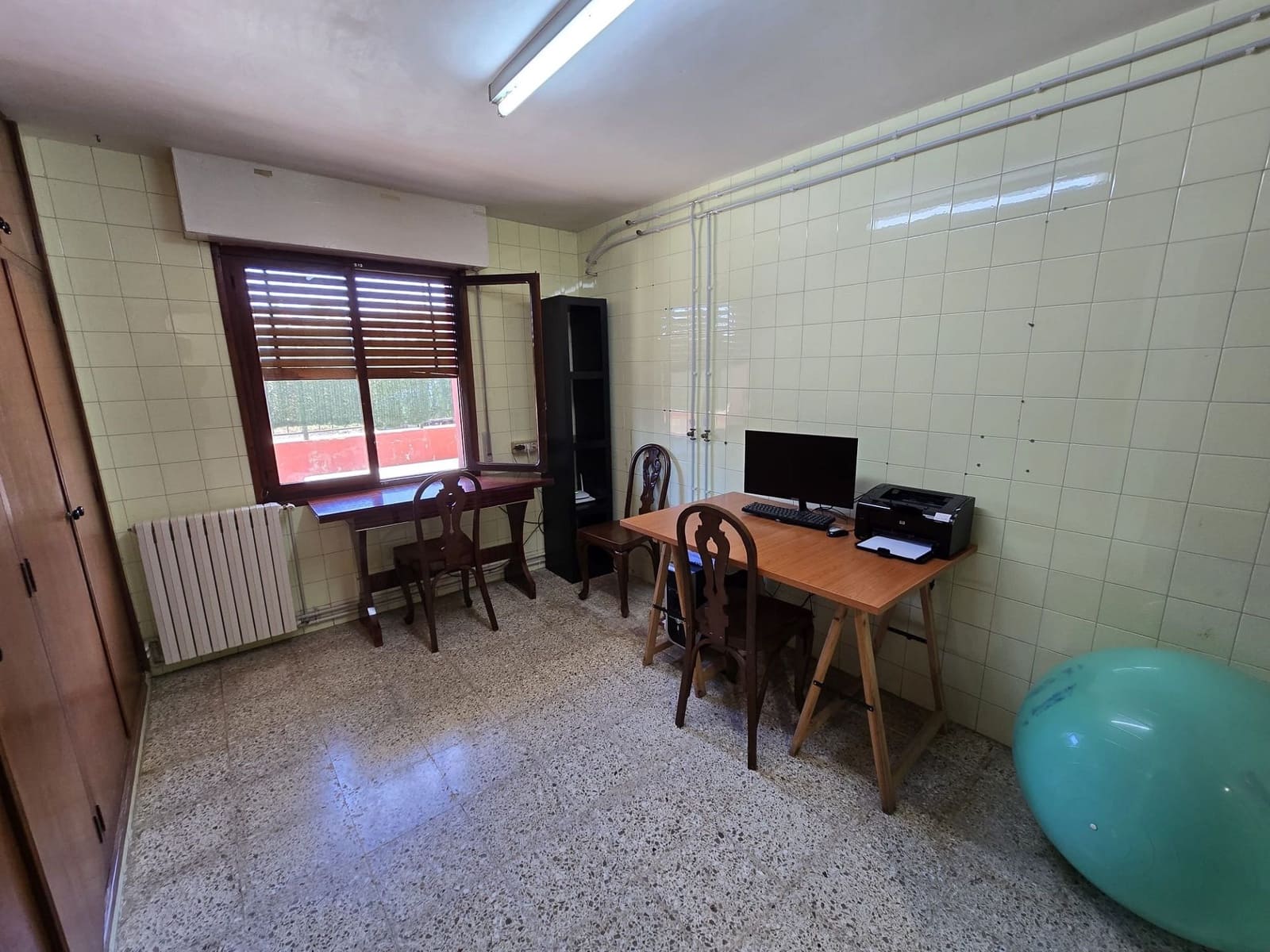 6 bedroom Villa for sale in Monovar / Monover with pool garage - € 260,000 (Ref: 9000918)