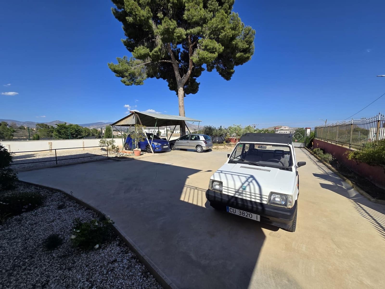 6 bedroom Villa for sale in Monovar / Monover with pool garage - € 260,000 (Ref: 9000918)