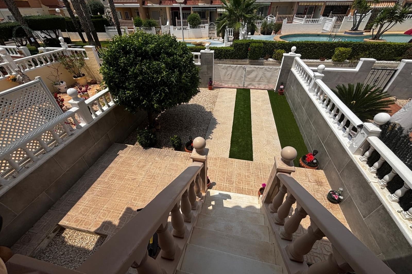 3 bedroom Townhouse for sale in Ciudad Quesada with pool - € 249,995 (Ref: 9041899)