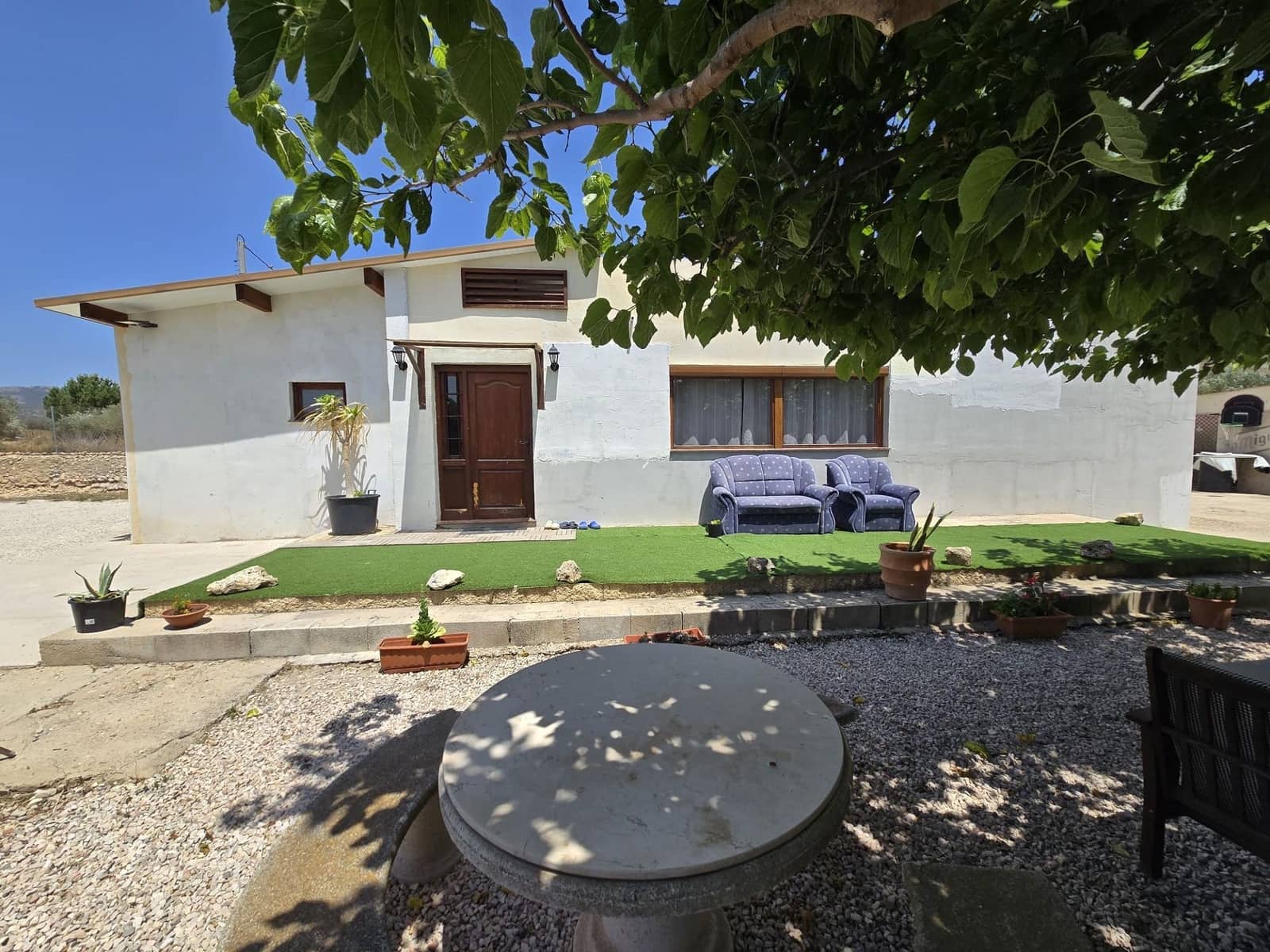 4 slaapkamer Villa te koop in Sax met zwembad - € 229.995 (Ref: 9103811)