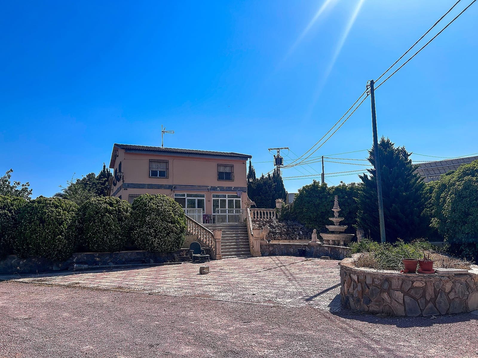 4 soveværelse Finca/Landehus til salg i Sax med swimmingpool garage - € 227.000 (Ref: 9103815)