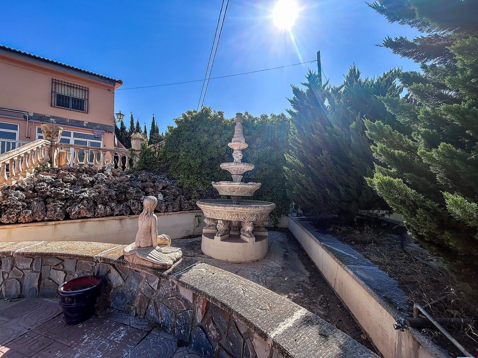 4 soveværelse Finca/Landehus til salg i Sax med swimmingpool garage - € 227.000 (Ref: 9103815)