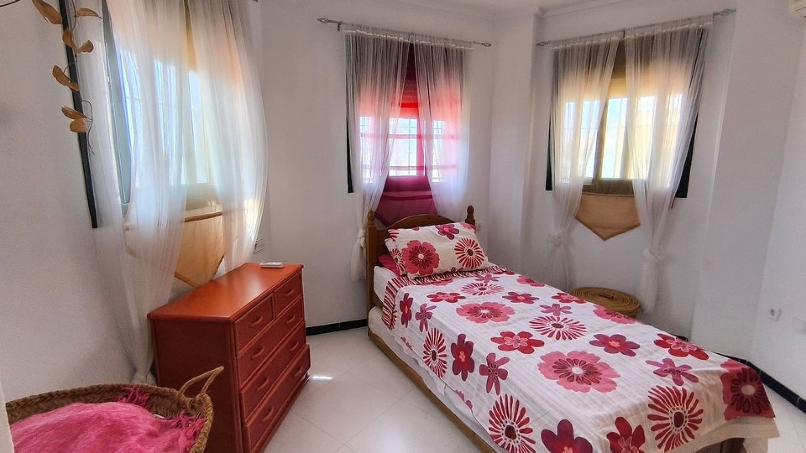 3 bedroom Townhouse for sale in Ciudad Quesada with pool - € 290,000 (Ref: 9133549)