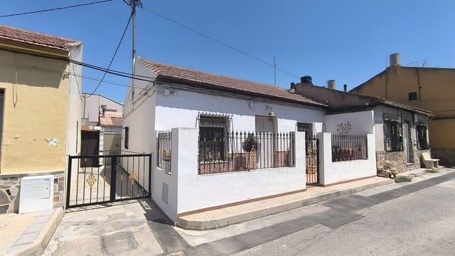 3 soverom Hus til salgs i Mudamiento, Orihuela med svømmebasseng - € 170 000 (Ref: 9133562)