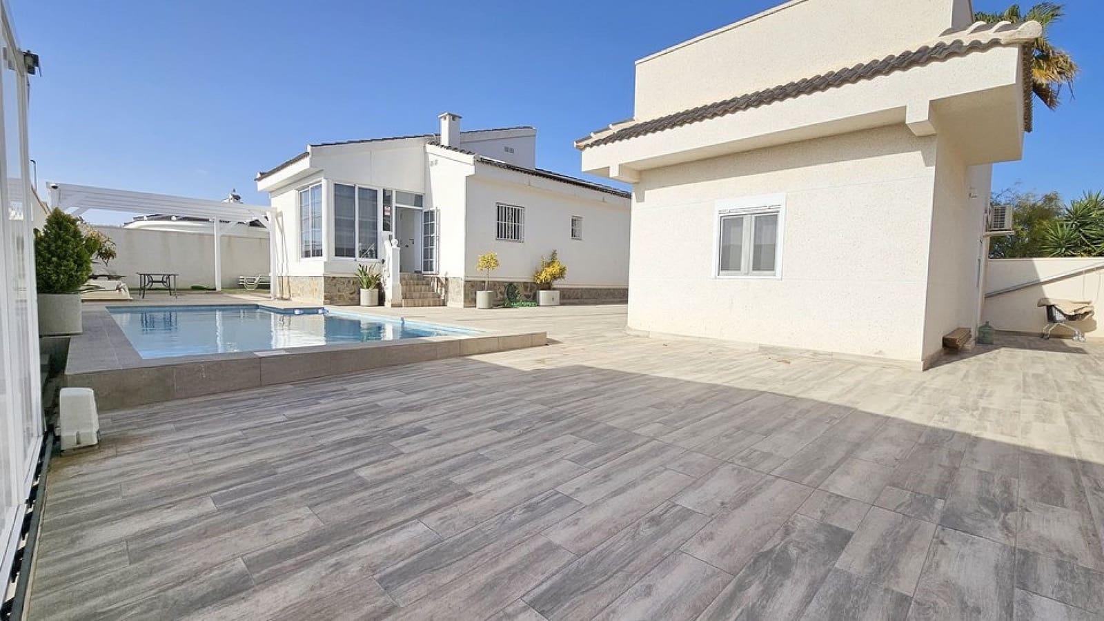 4 soverom Villa til salgs i Ciudad Quesada med svømmebasseng - € 465 000 (Ref: 9136322)