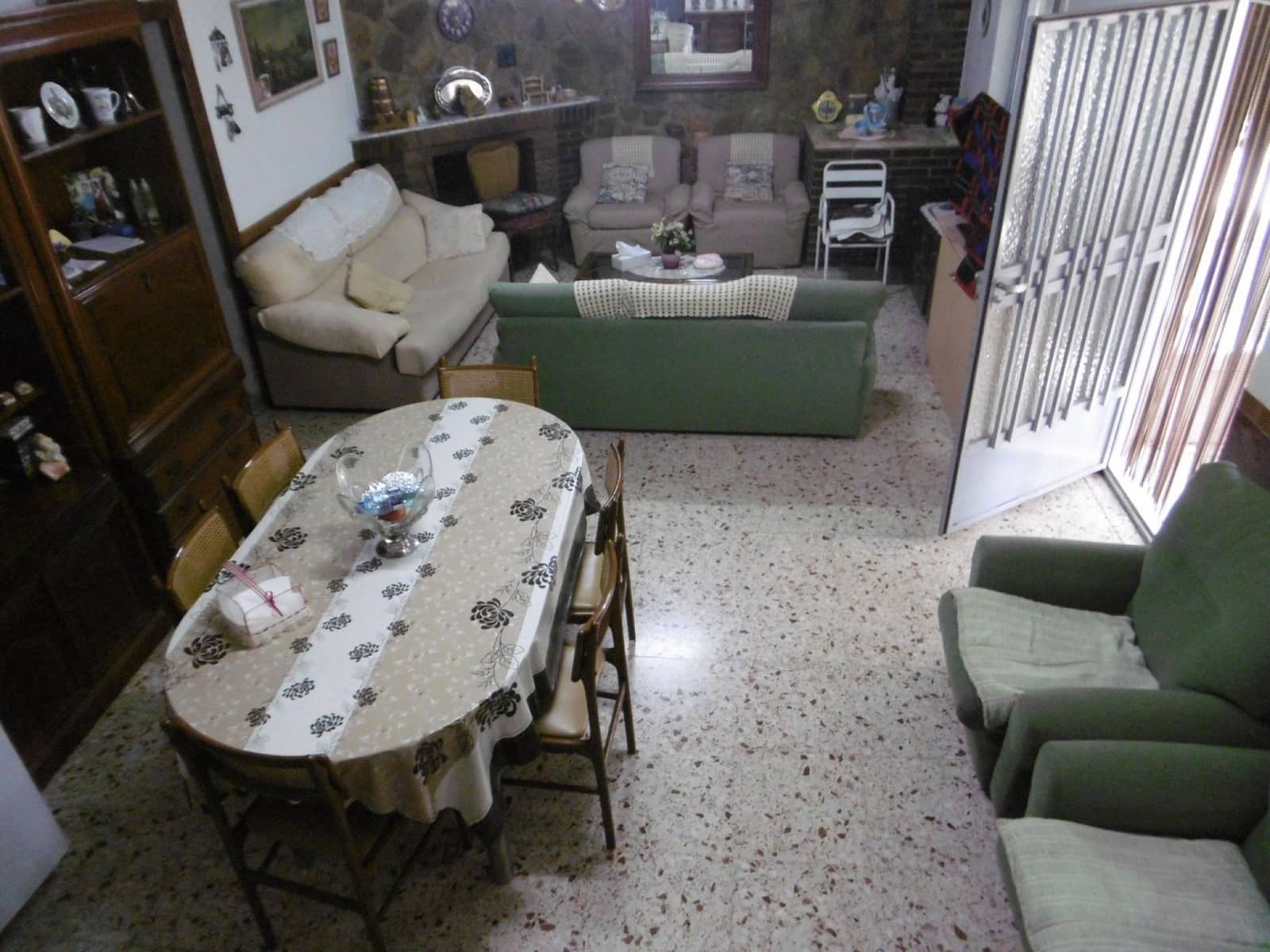 6 soveværelse Villa til salg i Yecla med swimmingpool garage - € 189.000 (Ref: 9156337)