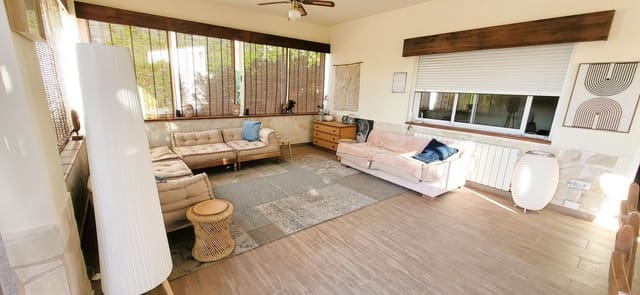 3 soverom Villa til salgs i La Romana med svømmebasseng - € 329 999 (Ref: 9242551)