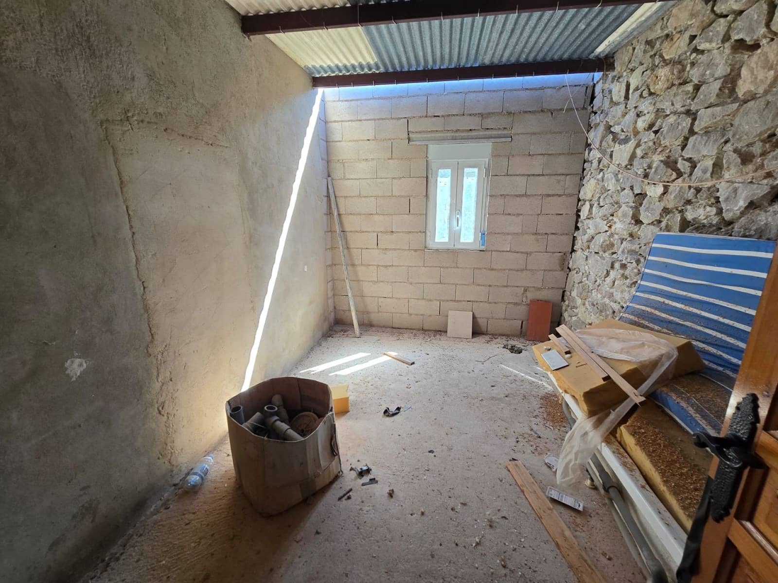 4 soveværelse Finca/Landehus til salg i La Zarza med swimmingpool garage - € 225.000 (Ref: 9251547)