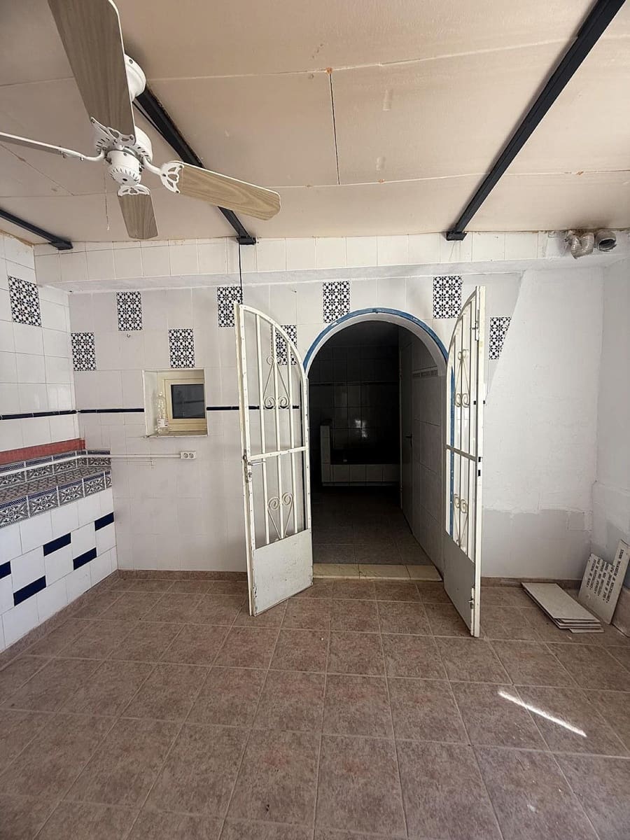 2 bedroom Villa for sale in Fortuna with pool garage - € 149,000 (Ref: 9251550)