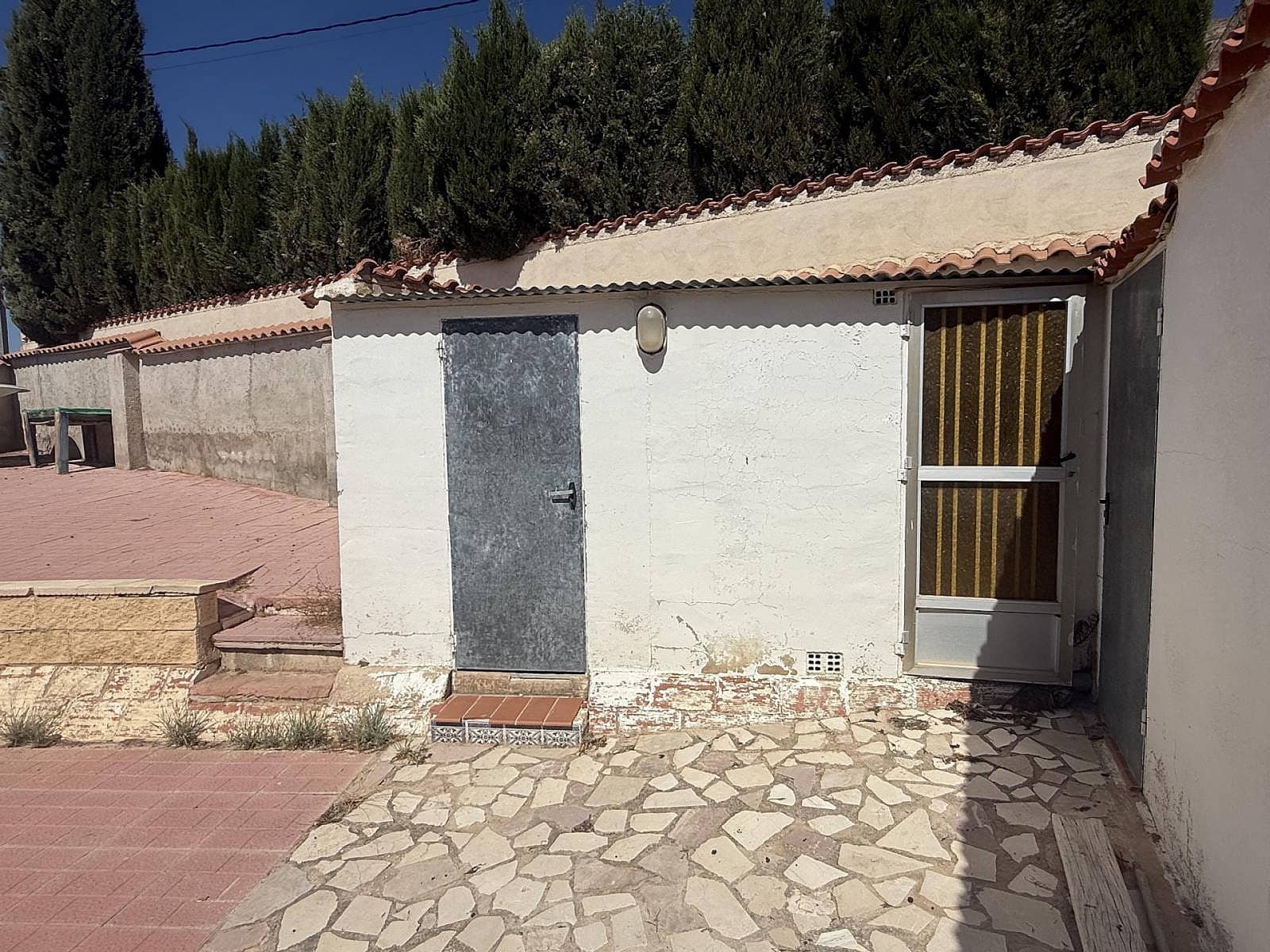 2 bedroom Villa for sale in Fortuna with pool garage - € 149,000 (Ref: 9251550)