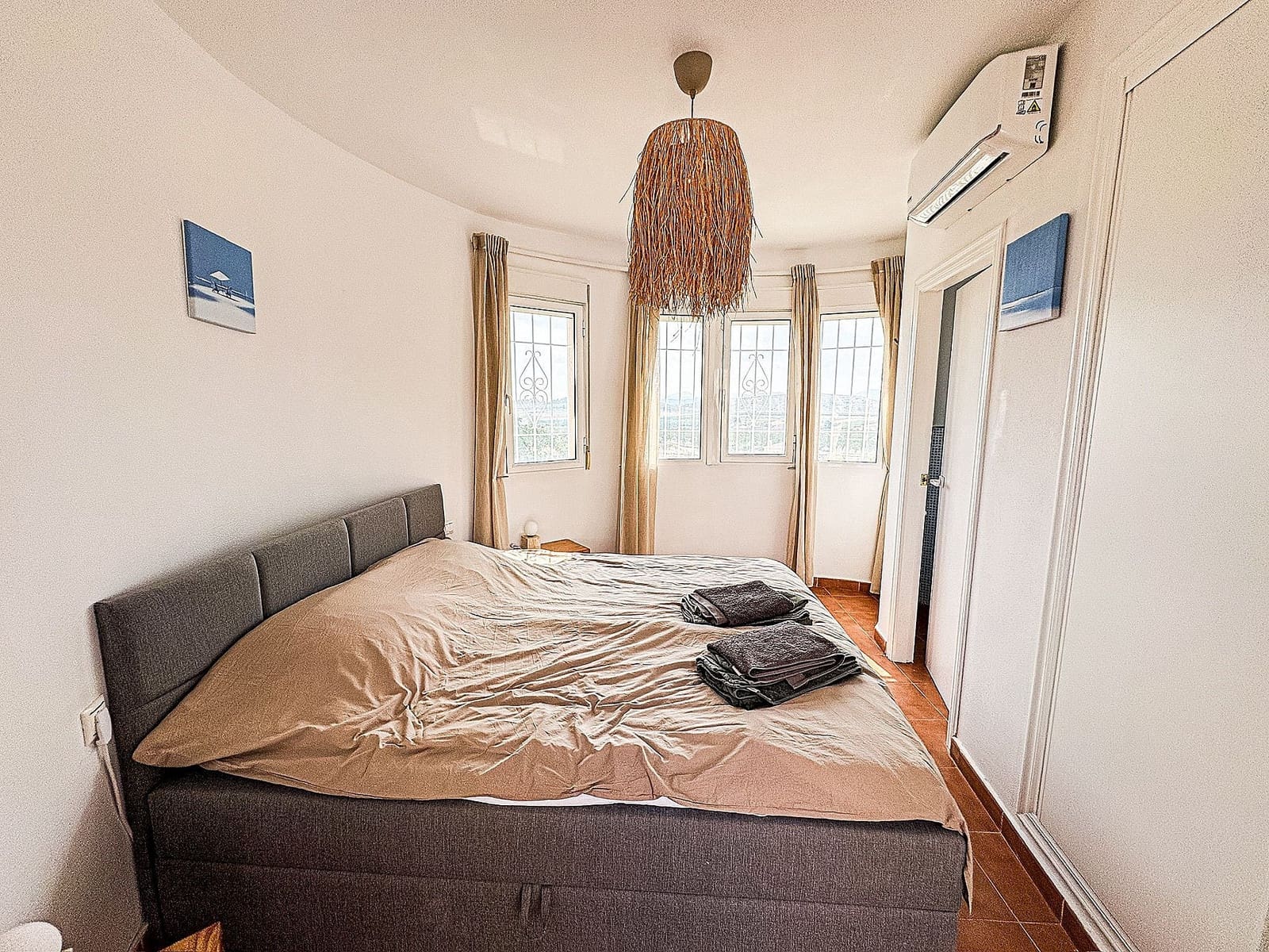 5 makuuhuone Huvila myytävänä paikassa Pinoso mukana uima-altaan - 425 000 € (Ref: 9251553)