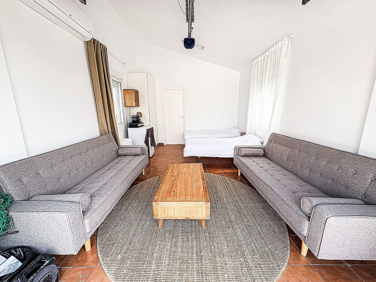 5 makuuhuone Huvila myytävänä paikassa Pinoso mukana uima-altaan - 425 000 € (Ref: 9251553)