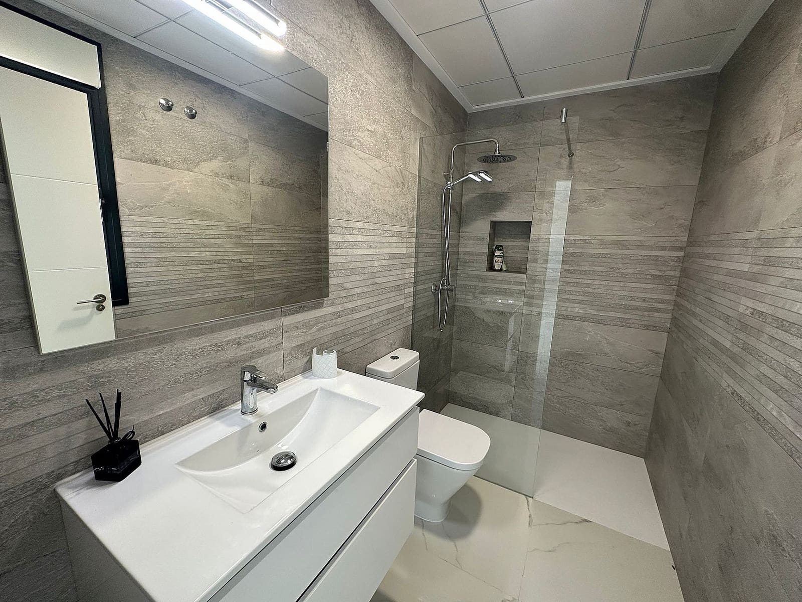 4 quarto Moradia para venda em Pinoso com piscina garagem - 518 000 € (Ref: 9271871)