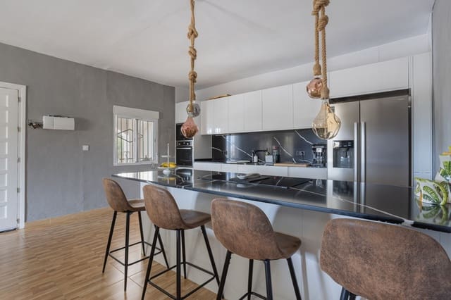 5 soverom Finca/Herregård til salgs i Albatera med svømmebasseng - € 589 000 (Ref: 9363497)