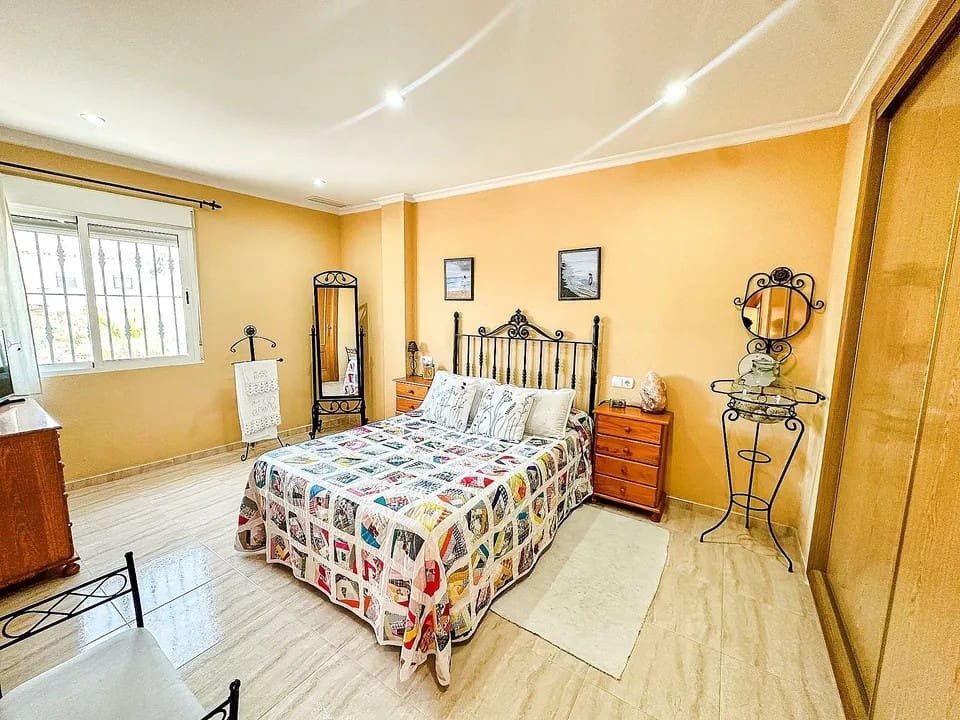 3 camera da letto Casa in vendita in Hondon de los Frailes con piscina garage - 179.000 € (Rif: 9363503)