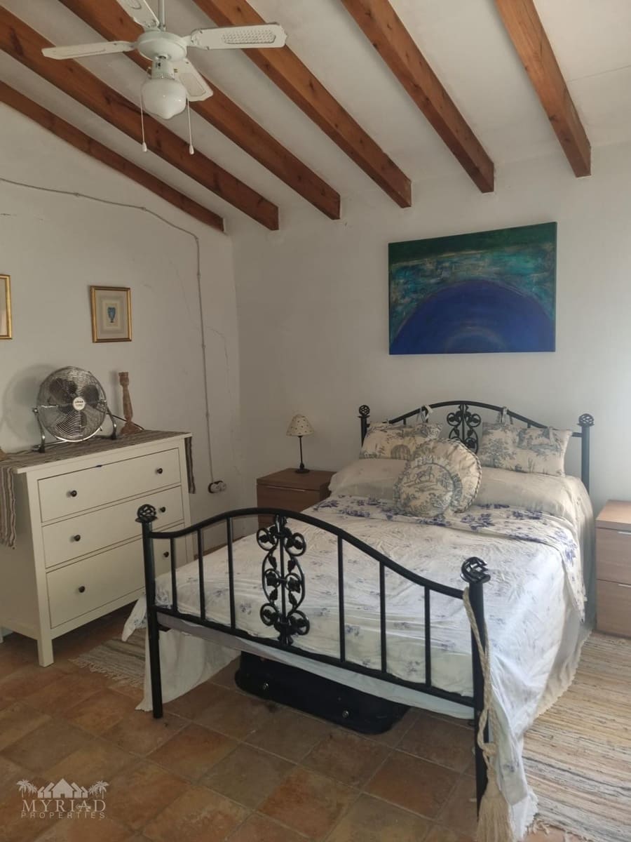 6 bedroom Finca/Country House for sale in Lel with pool - € 425,000 (Ref: 9363515)