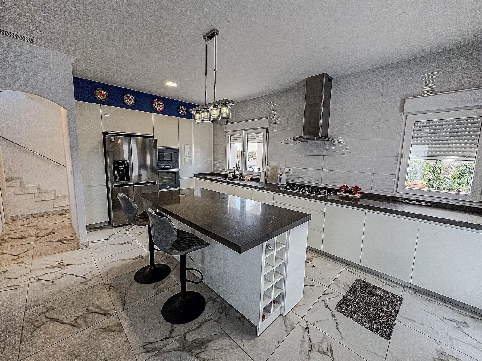 4 bedroom Villa for sale in Pinoso with pool garage - € 525,000 (Ref: 9363520)