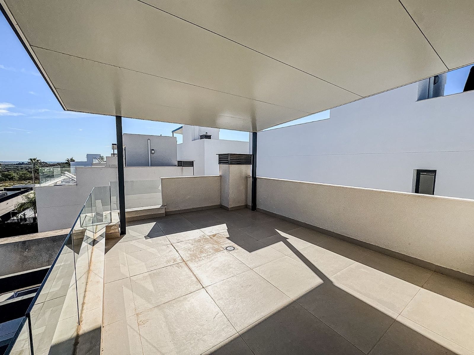 5 bedroom Villa for sale in Algorfa with pool - € 575,000 (Ref: 9363522)