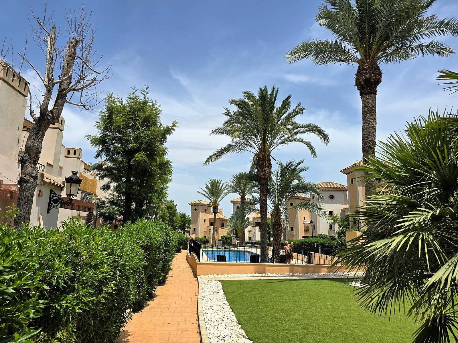 3 bedroom Apartment for sale in Algorfa with pool - € 230,000 (Ref: 9363525)