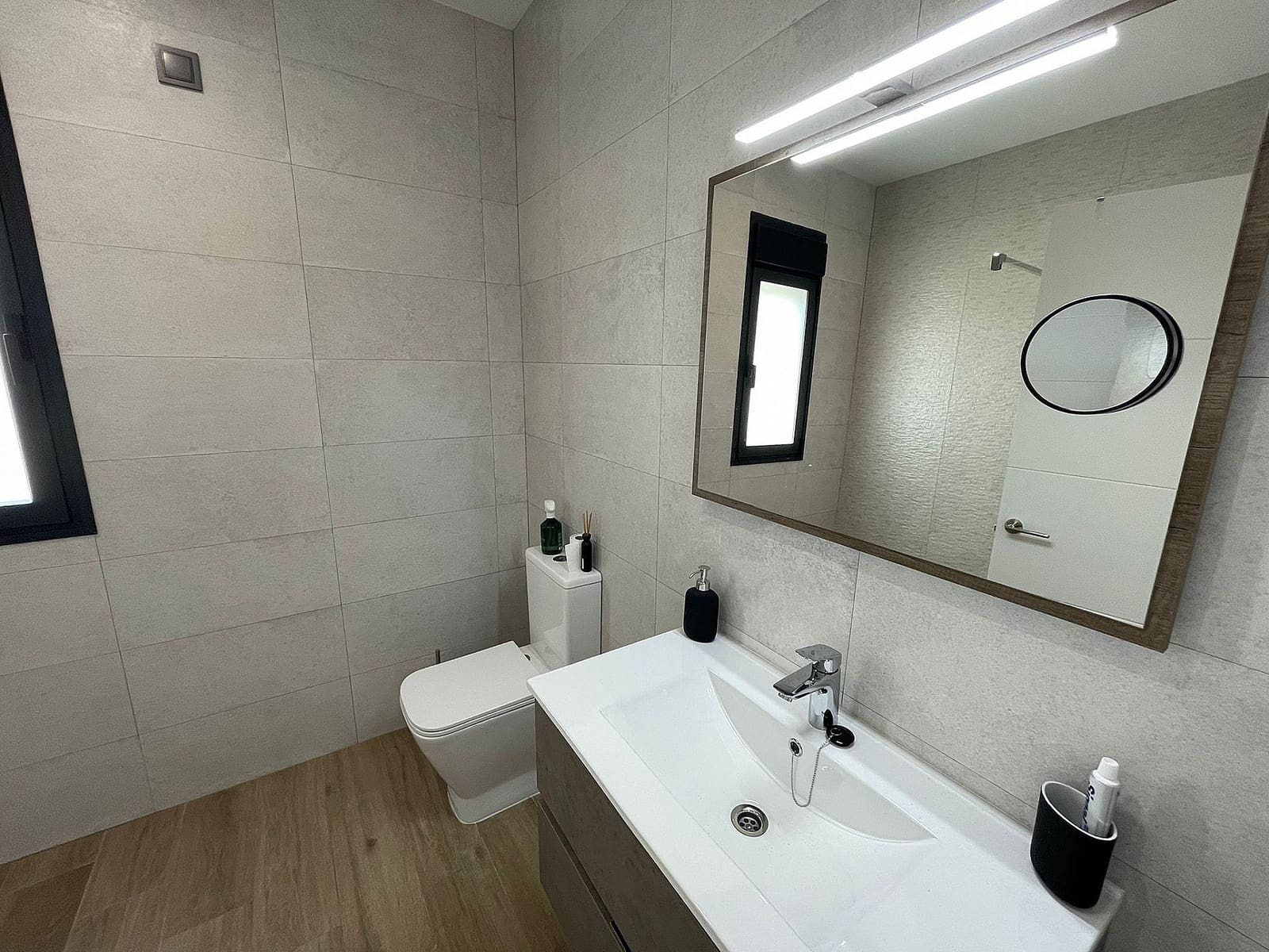 Chalet de 4 habitaciones en Aspe en venta con piscina garaje - 287.000 € (Ref: 9363526)