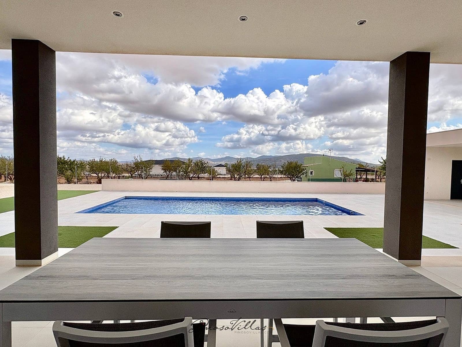 3 quarto Moradia para venda em Pinoso com piscina garagem - 575 000 € (Ref: 9363529)