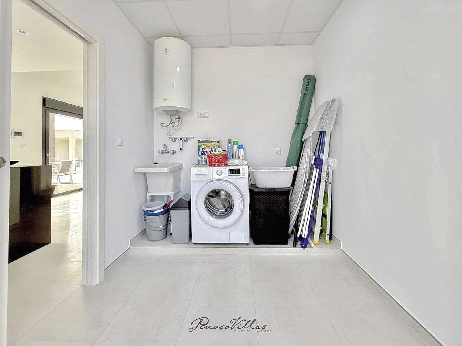 3 quarto Moradia para venda em Pinoso com piscina garagem - 575 000 € (Ref: 9363529)