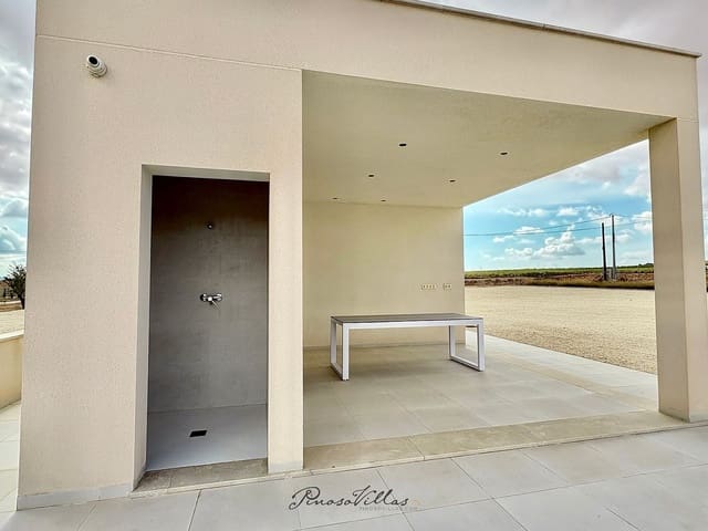 3 quarto Moradia para venda em Pinoso com piscina garagem - 575 000 € (Ref: 9363529)