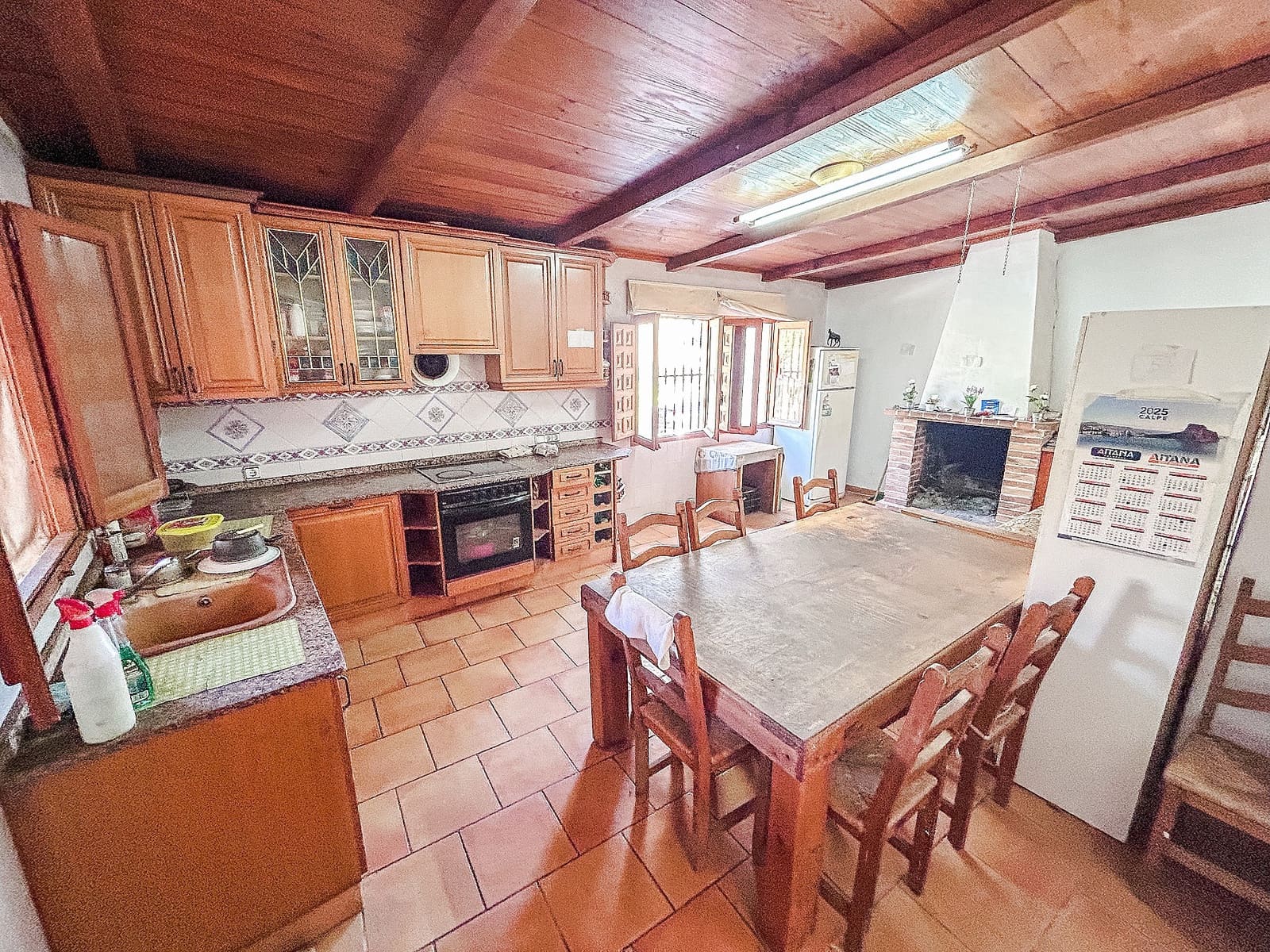 4 bedroom Cave House for sale in Casas del Senor with pool - € 105,000 (Ref: 9363531)