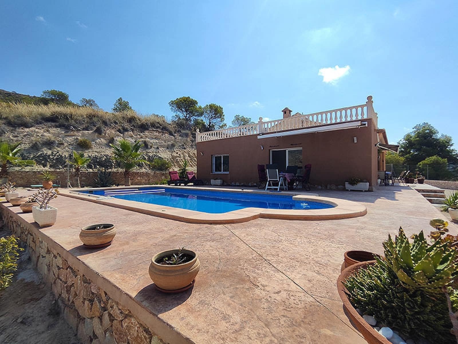 4 bedroom Villa for sale in Fortuna with pool garage - € 309,000 (Ref: 9363535)