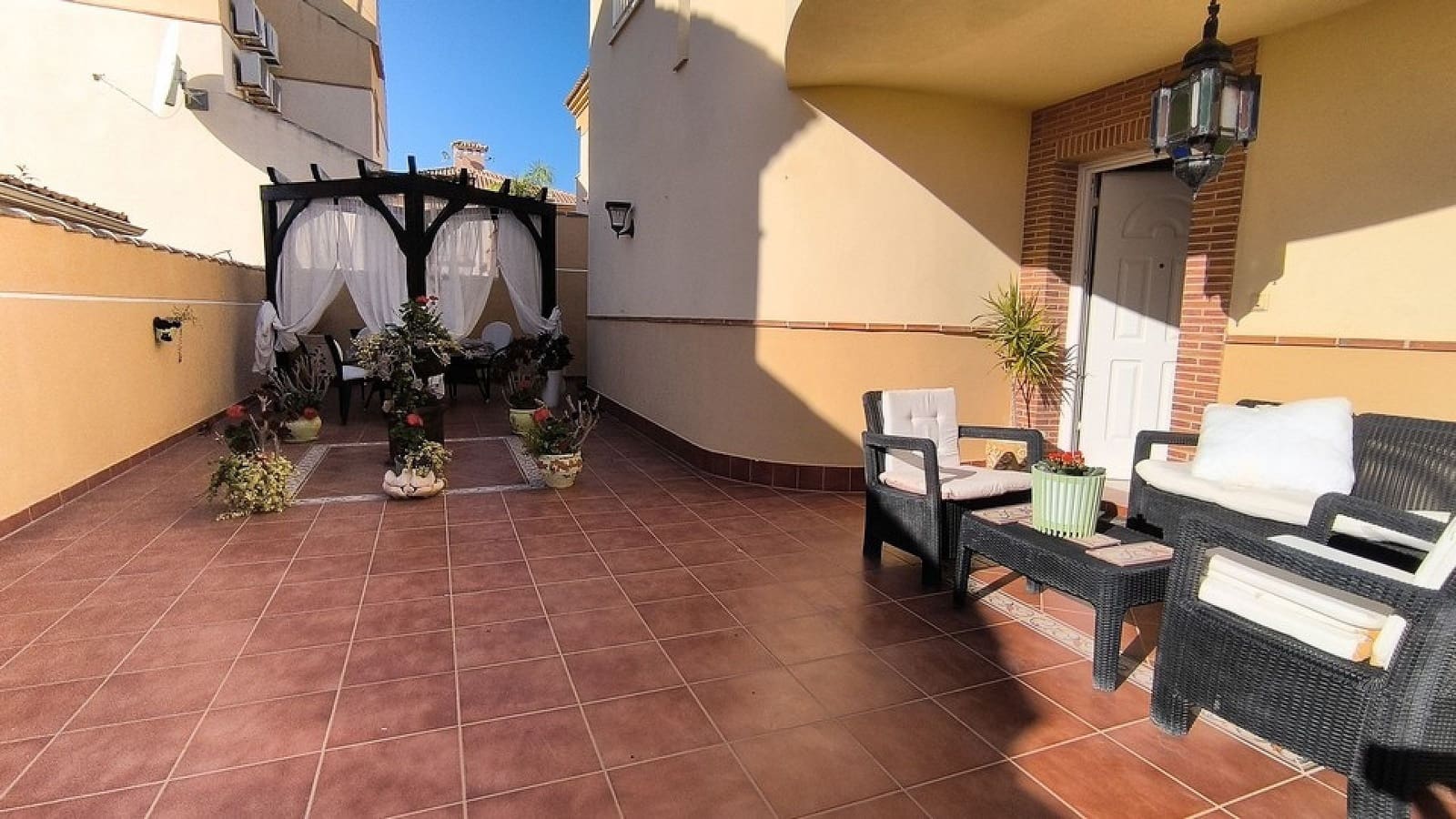 3 Zimmer Villa zu verkaufen in Ciudad Quesada mit Pool - 260.000 € (Ref: 9394075)
