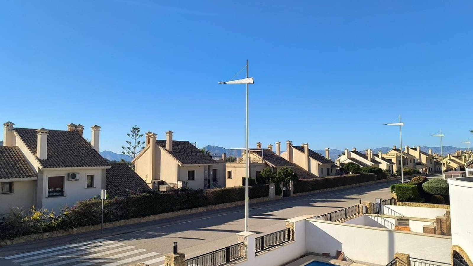 3 sypialnia Willa na sprzedaż w Algorfa z basenem garażem - 375 000 € (Ref: 9394076)